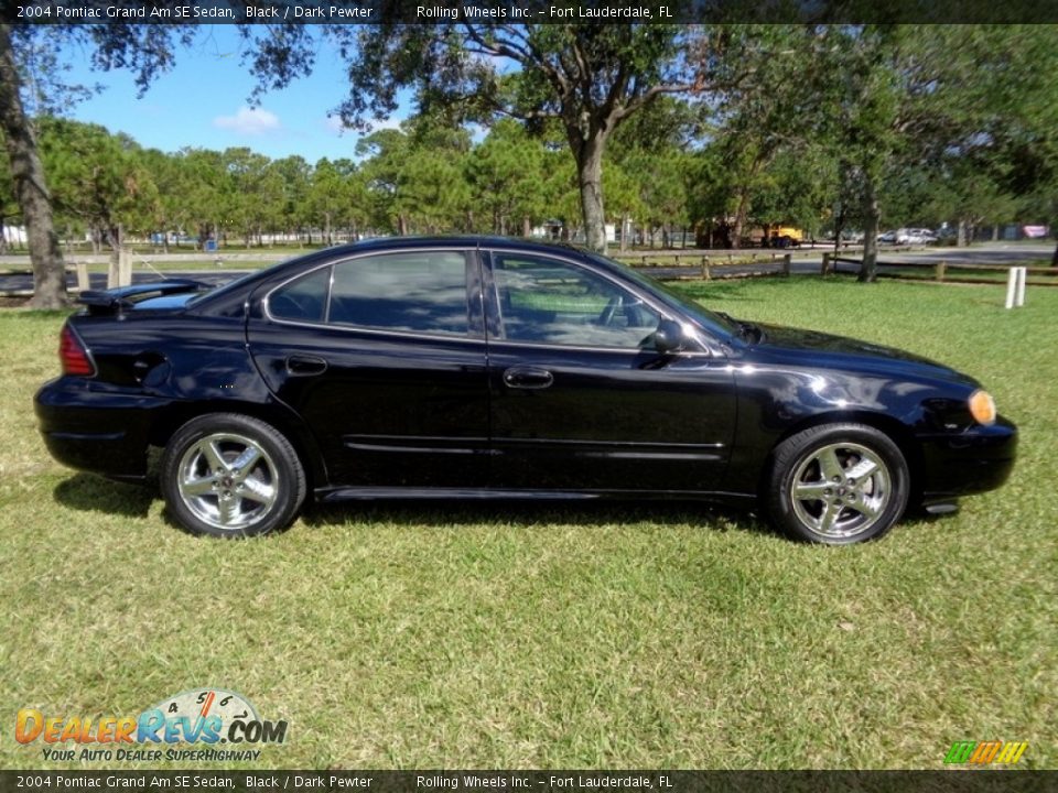 2004 Pontiac Grand Am SE Sedan Black / Dark Pewter Photo #11