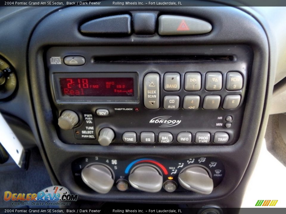 2004 Pontiac Grand Am SE Sedan Black / Dark Pewter Photo #12