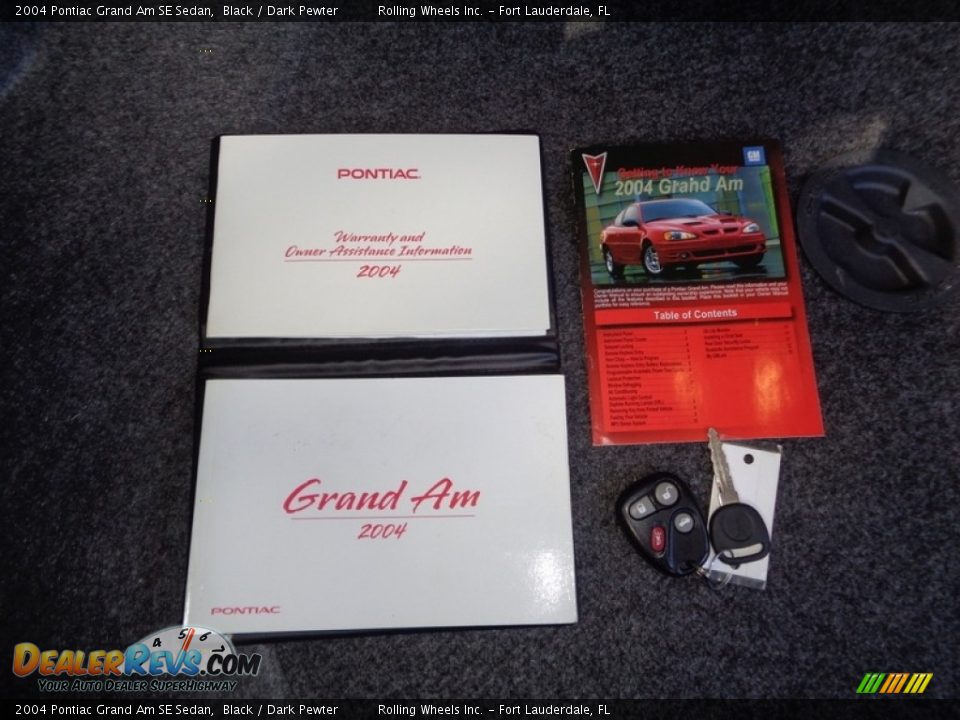 2004 Pontiac Grand Am SE Sedan Black / Dark Pewter Photo #18