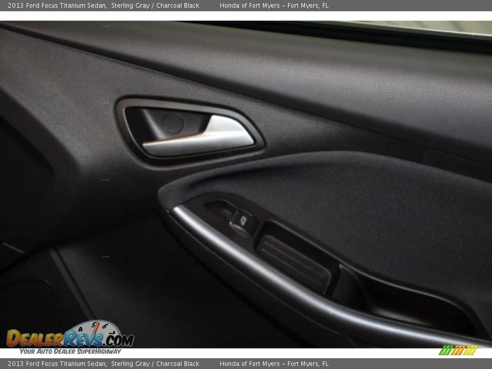 2013 Ford Focus Titanium Sedan Sterling Gray / Charcoal Black Photo #36