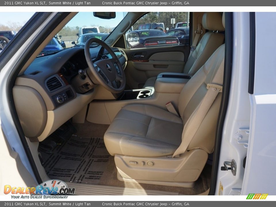 2011 GMC Yukon XL SLT Summit White / Light Tan Photo #9