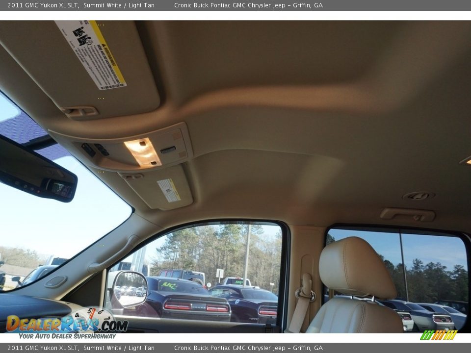2011 GMC Yukon XL SLT Summit White / Light Tan Photo #11