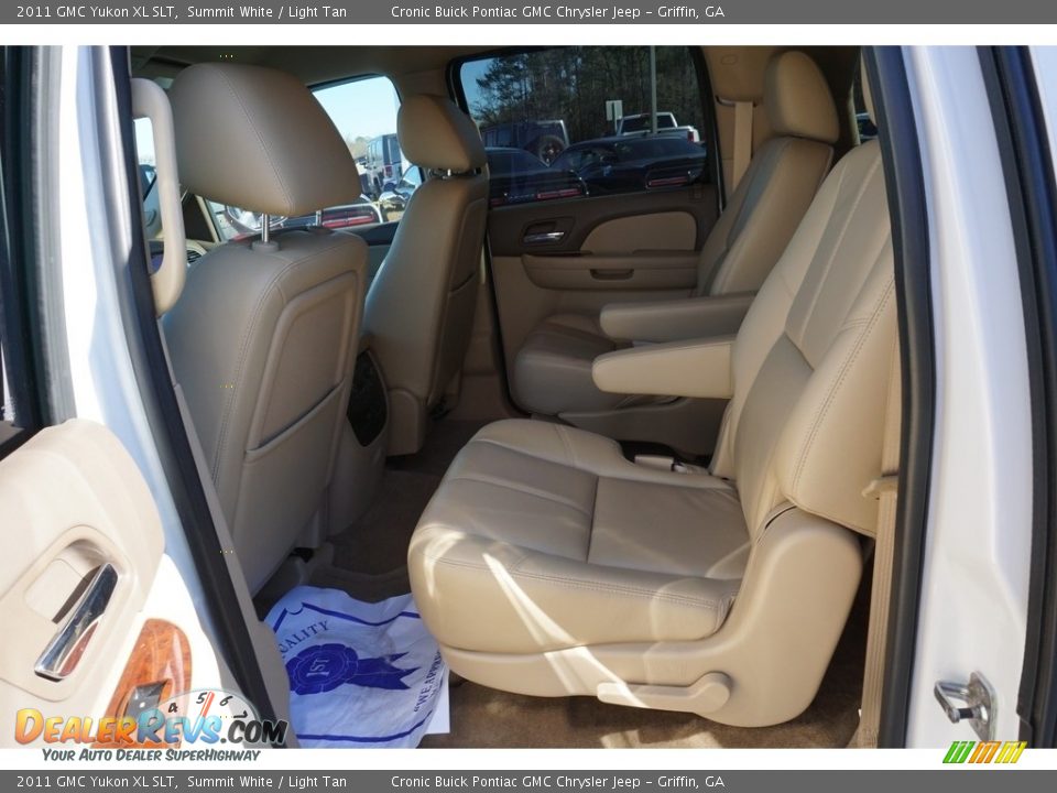 2011 GMC Yukon XL SLT Summit White / Light Tan Photo #13
