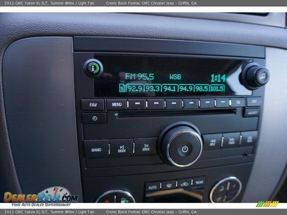 2011 GMC Yukon XL SLT Summit White / Light Tan Photo #20