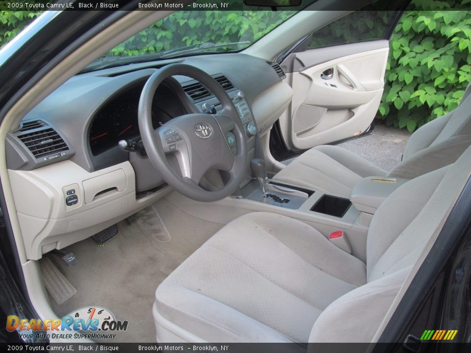 2009 Toyota Camry LE Black / Bisque Photo #19