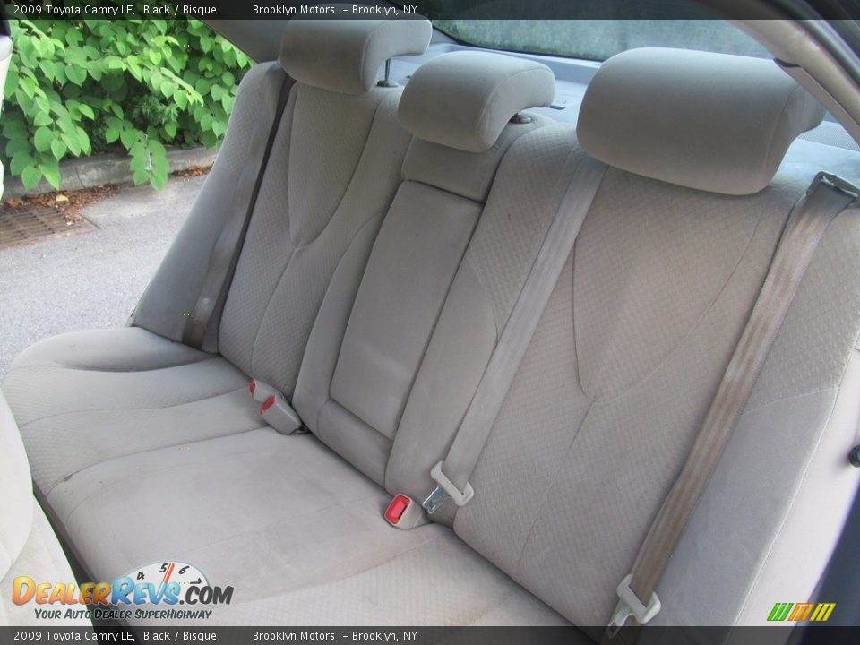 2009 Toyota Camry LE Black / Bisque Photo #25