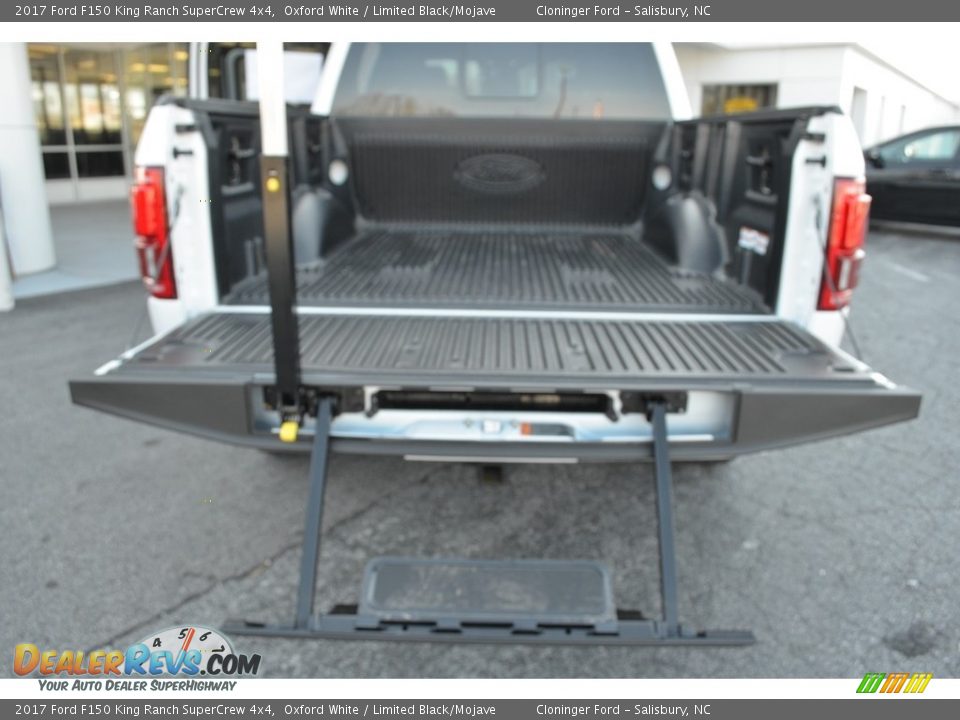 2017 Ford F150 King Ranch SuperCrew 4x4 Oxford White / Limited Black/Mojave Photo #16