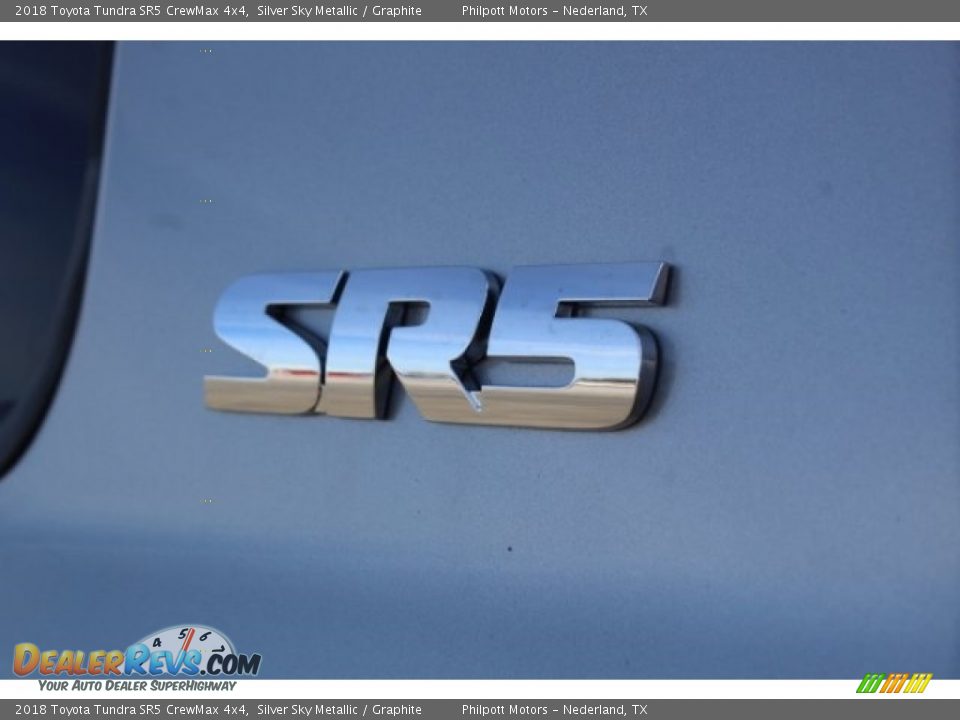 2018 Toyota Tundra SR5 CrewMax 4x4 Silver Sky Metallic / Graphite Photo #29