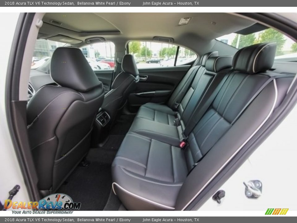 2018 Acura TLX V6 Technology Sedan Bellanova White Pearl / Ebony Photo #17