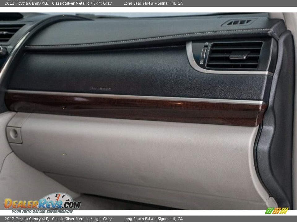 2012 Toyota Camry XLE Classic Silver Metallic / Light Gray Photo #27