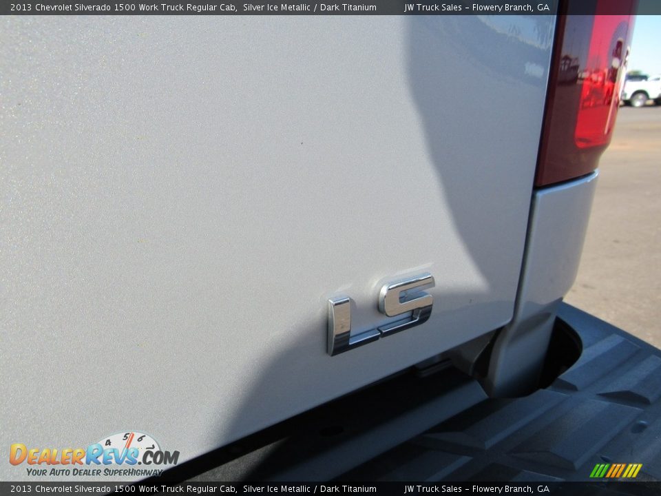 2013 Chevrolet Silverado 1500 Work Truck Regular Cab Silver Ice Metallic / Dark Titanium Photo #11