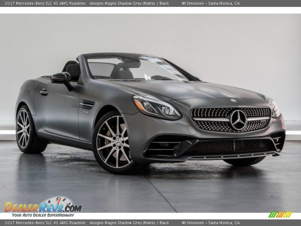 Front 3/4 View of 2017 Mercedes-Benz SLC 43 AMG Roadster Photo #17