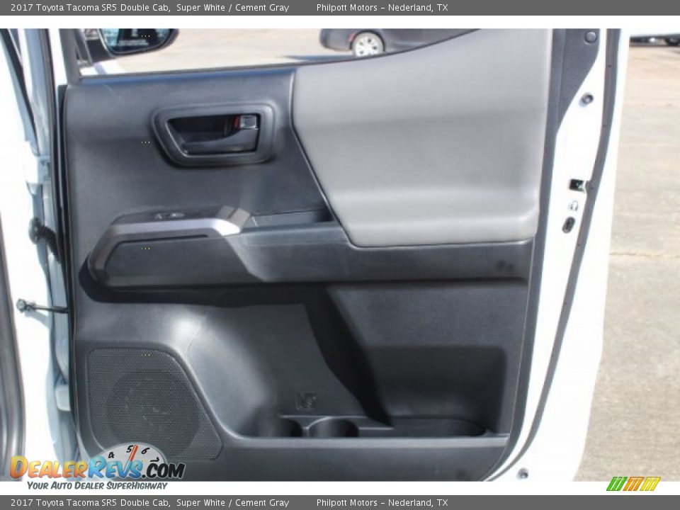 2017 Toyota Tacoma SR5 Double Cab Super White / Cement Gray Photo #25