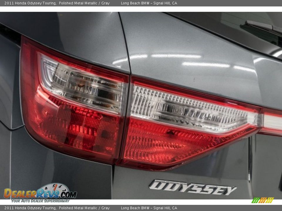 2011 Honda Odyssey Touring Polished Metal Metallic / Gray Photo #16