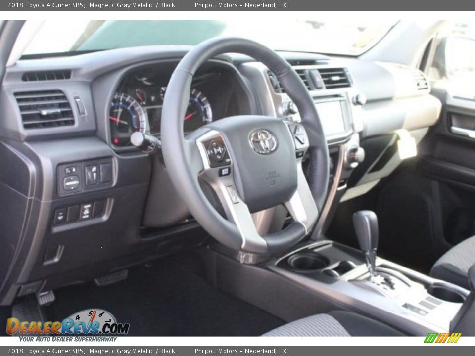 2018 Toyota 4Runner SR5 Magnetic Gray Metallic / Black Photo #13