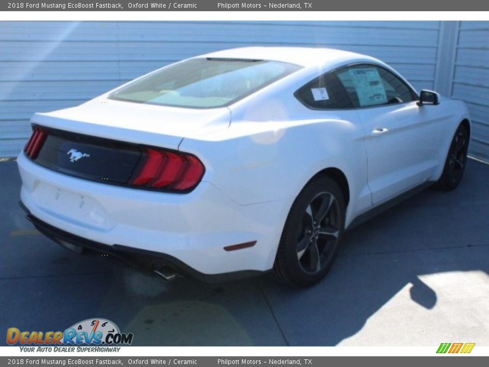 2018 Ford Mustang EcoBoost Fastback Oxford White / Ceramic Photo #9