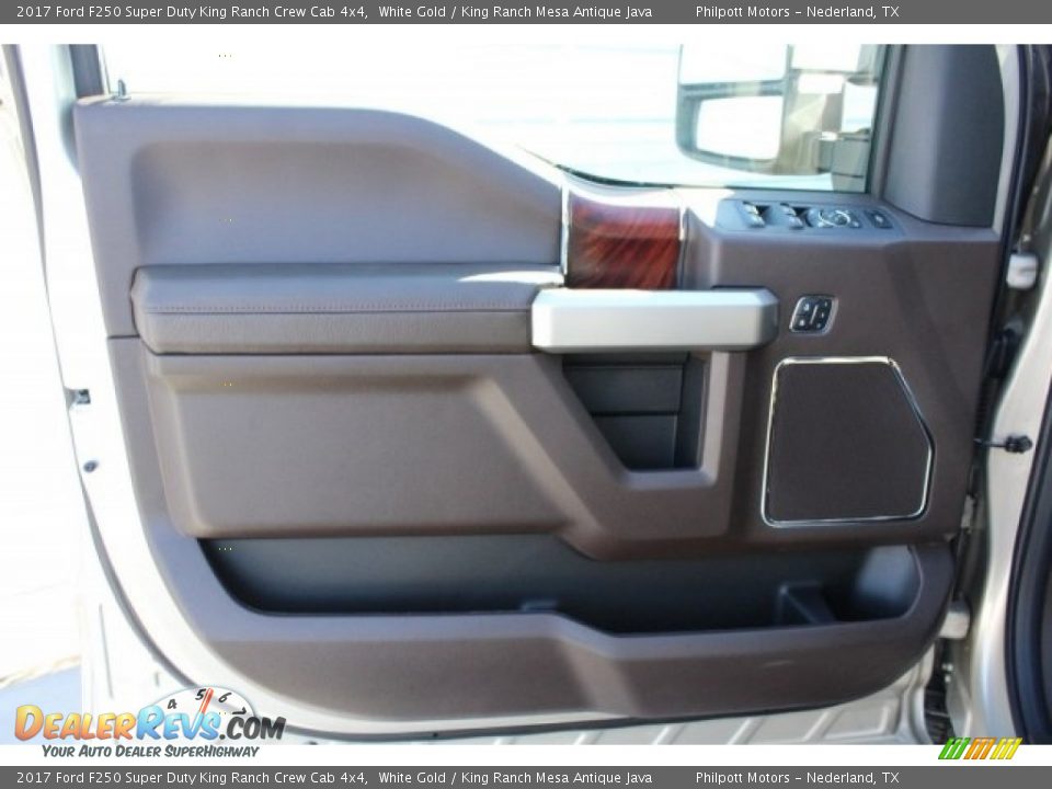 2017 Ford F250 Super Duty King Ranch Crew Cab 4x4 White Gold / King Ranch Mesa Antique Java Photo #10