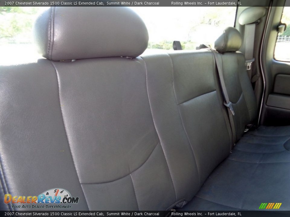 2007 Chevrolet Silverado 1500 Classic LS Extended Cab Summit White / Dark Charcoal Photo #16