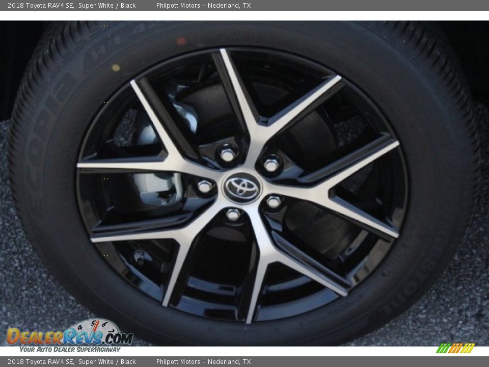 2018 Toyota RAV4 SE Super White / Black Photo #5
