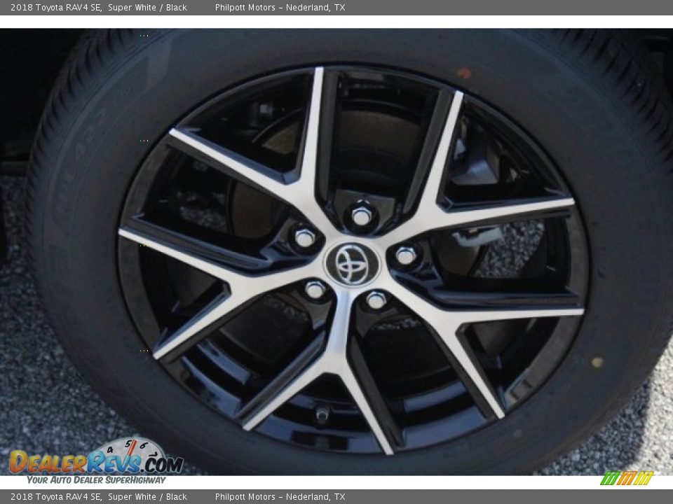 2018 Toyota RAV4 SE Super White / Black Photo #6