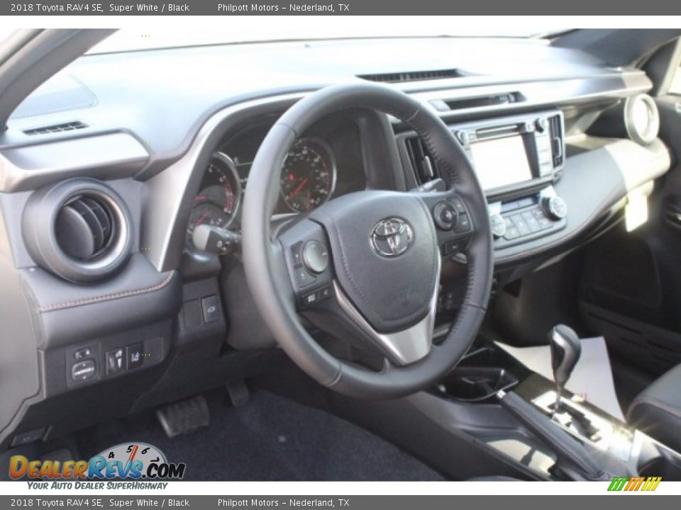 2018 Toyota RAV4 SE Super White / Black Photo #13