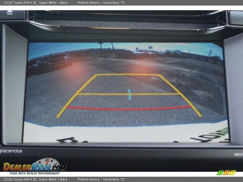 2018 Toyota RAV4 SE Super White / Black Photo #16