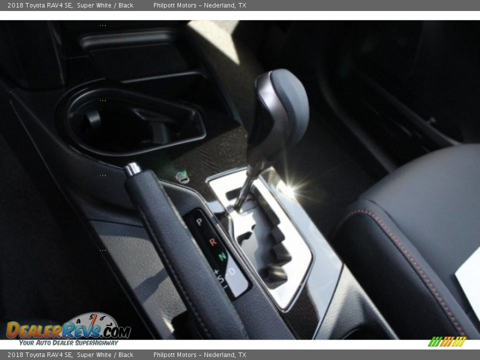 2018 Toyota RAV4 SE Super White / Black Photo #18