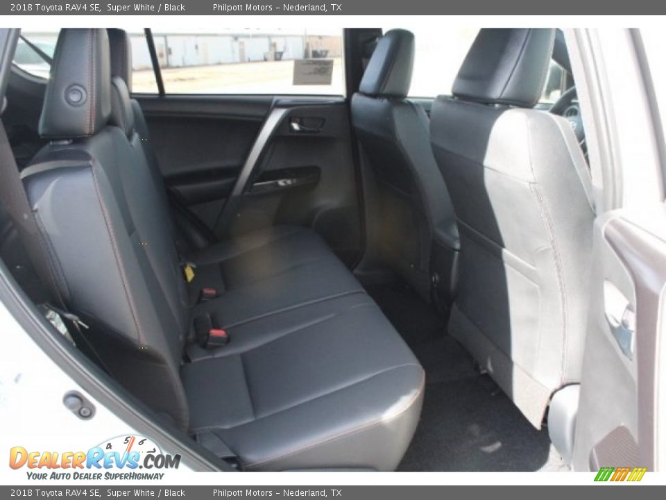 2018 Toyota RAV4 SE Super White / Black Photo #31