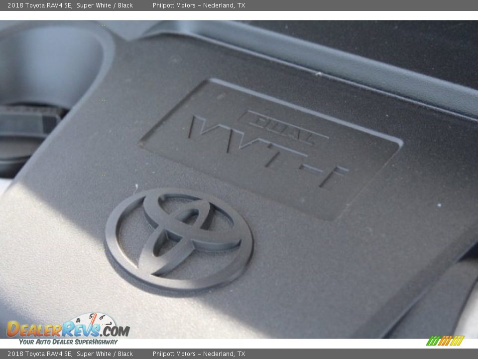 2018 Toyota RAV4 SE Super White / Black Photo #36