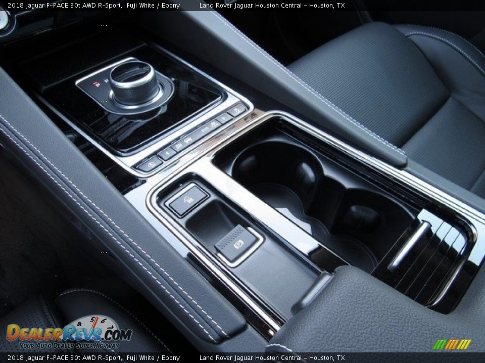 2018 Jaguar F-PACE 30t AWD R-Sport Shifter Photo #21