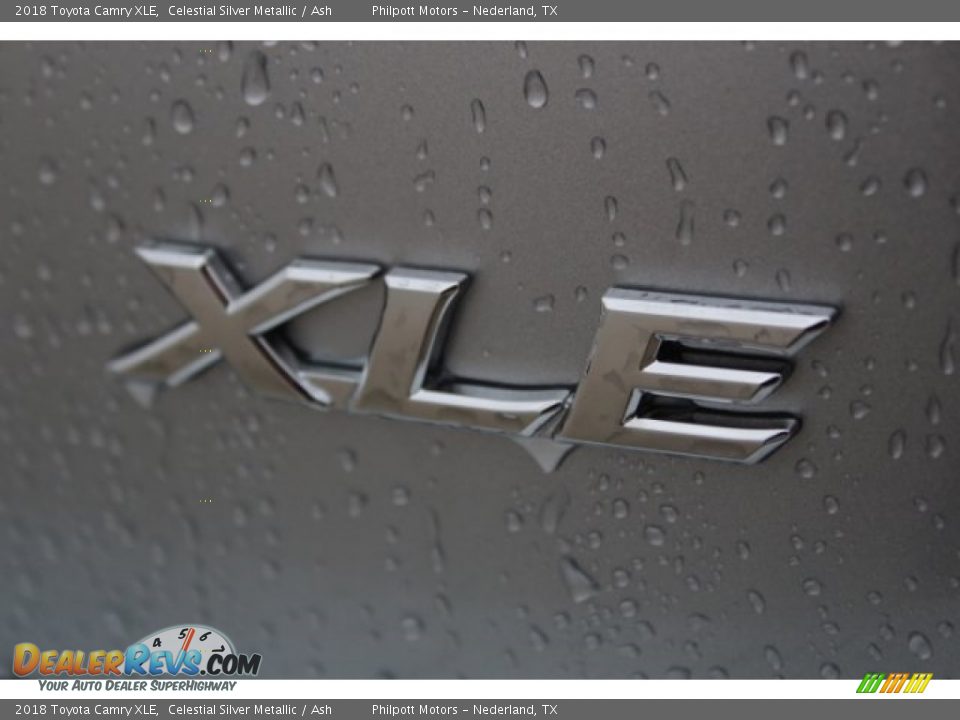 2018 Toyota Camry XLE Celestial Silver Metallic / Ash Photo #27