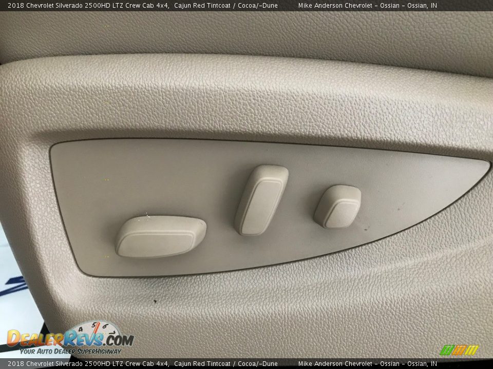 2018 Chevrolet Silverado 2500HD LTZ Crew Cab 4x4 Cajun Red Tintcoat / Cocoa/­Dune Photo #32
