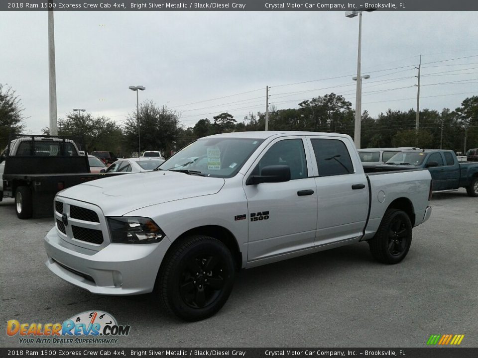 2018 Ram 1500 Express Crew Cab 4x4 Bright Silver Metallic / Black/Diesel Gray Photo #1