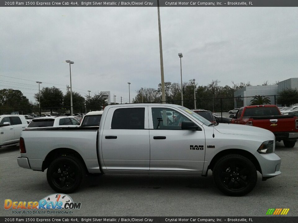 2018 Ram 1500 Express Crew Cab 4x4 Bright Silver Metallic / Black/Diesel Gray Photo #4