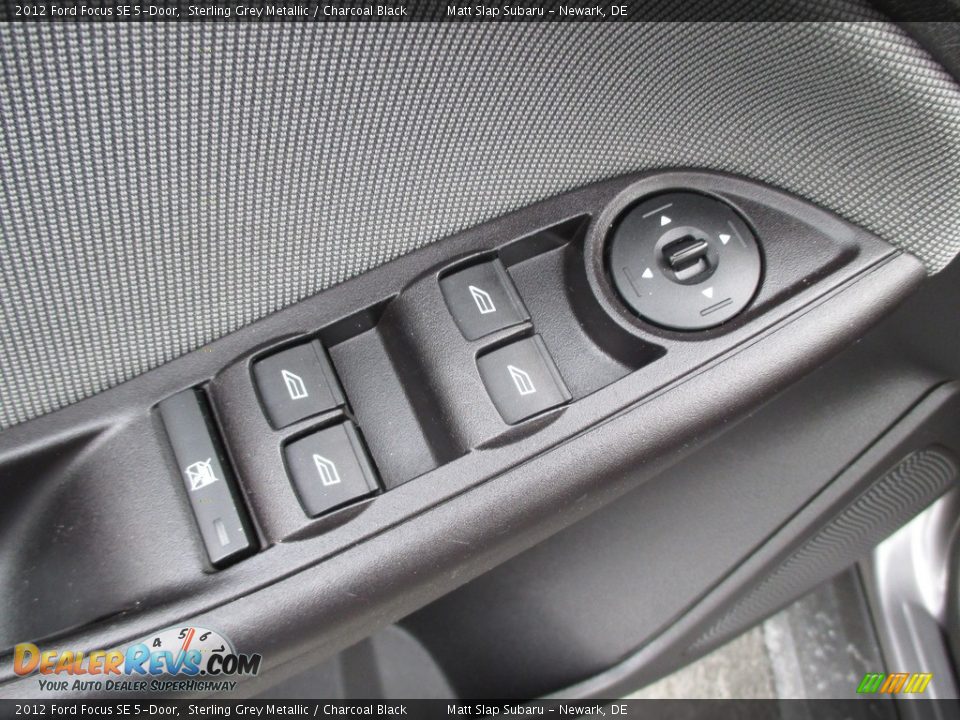 2012 Ford Focus SE 5-Door Sterling Grey Metallic / Charcoal Black Photo #15