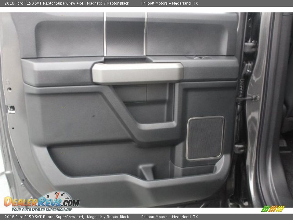 2018 Ford F150 SVT Raptor SuperCrew 4x4 Magnetic / Raptor Black Photo #24
