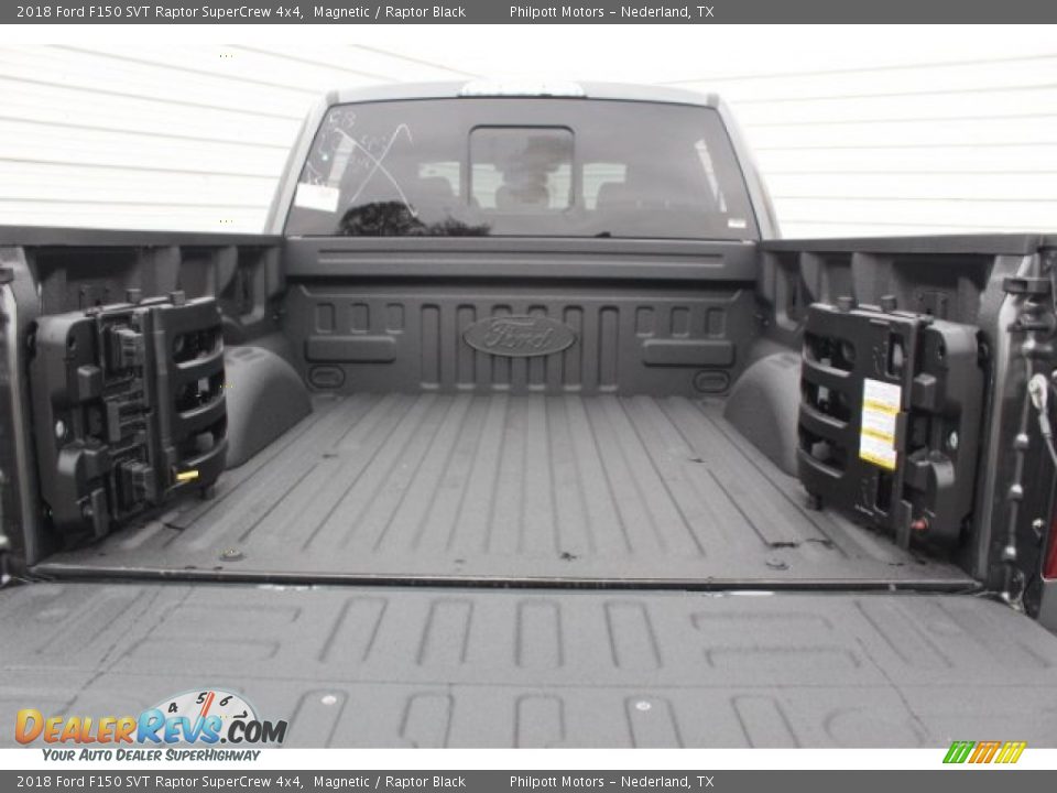 2018 Ford F150 SVT Raptor SuperCrew 4x4 Magnetic / Raptor Black Photo #28