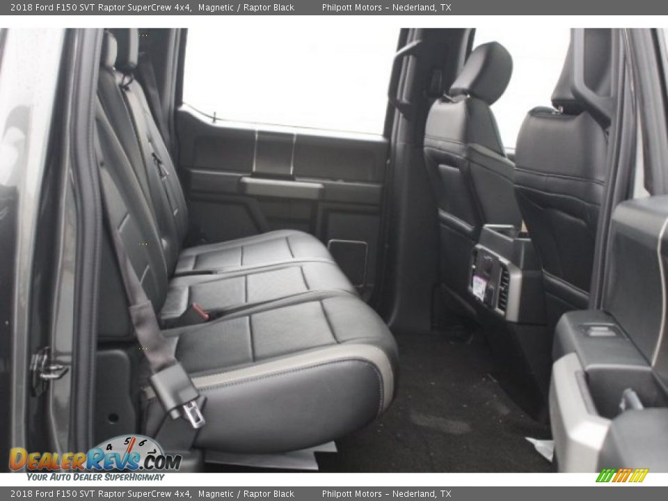 2018 Ford F150 SVT Raptor SuperCrew 4x4 Magnetic / Raptor Black Photo #30