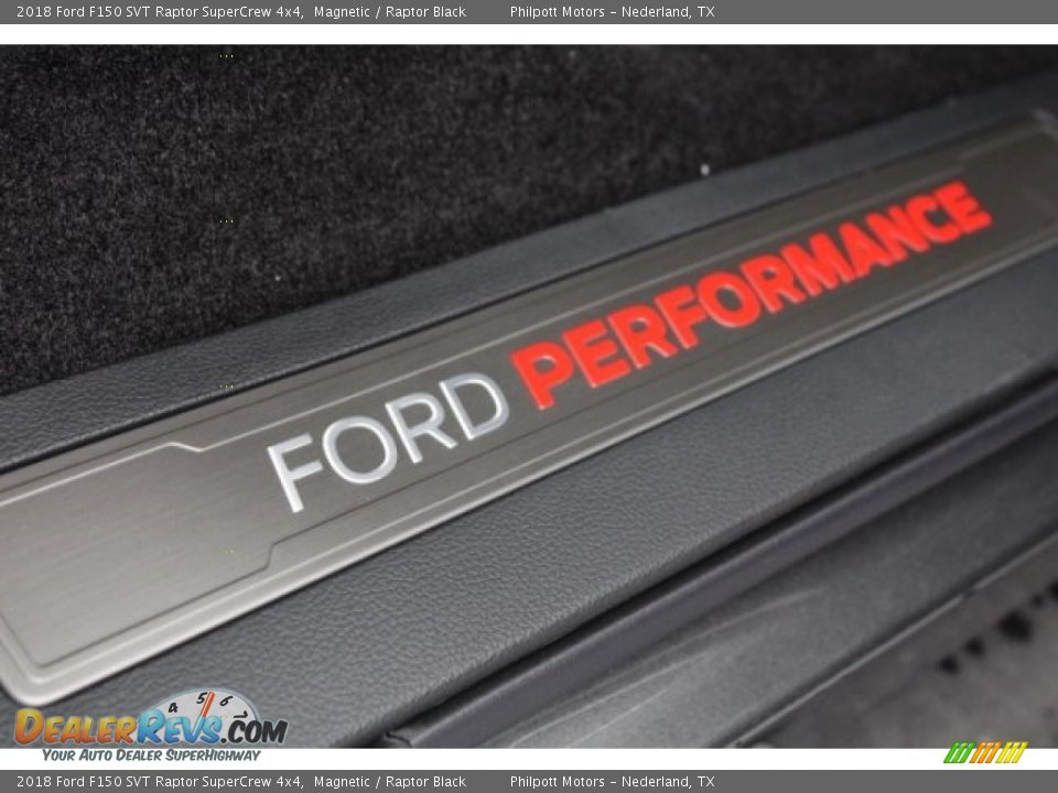 2018 Ford F150 SVT Raptor SuperCrew 4x4 Magnetic / Raptor Black Photo #34