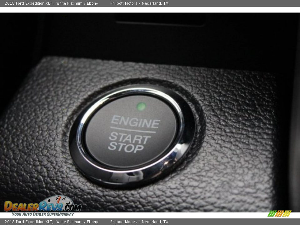 Controls of 2018 Ford Expedition XLT Photo #22