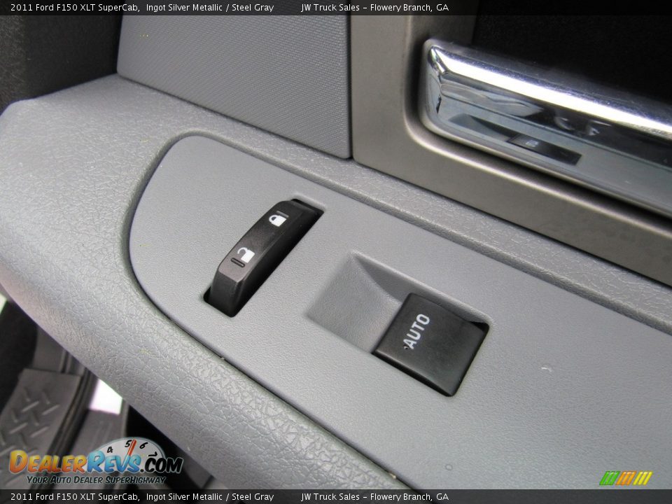 2011 Ford F150 XLT SuperCab Ingot Silver Metallic / Steel Gray Photo #24