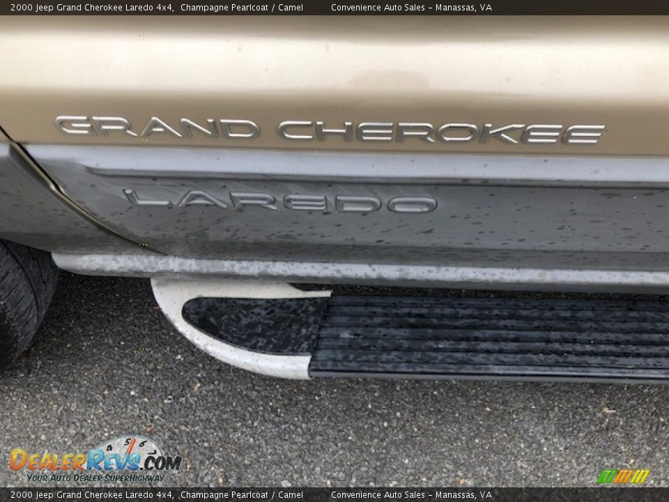 2000 Jeep Grand Cherokee Laredo 4x4 Champagne Pearlcoat / Camel Photo #8