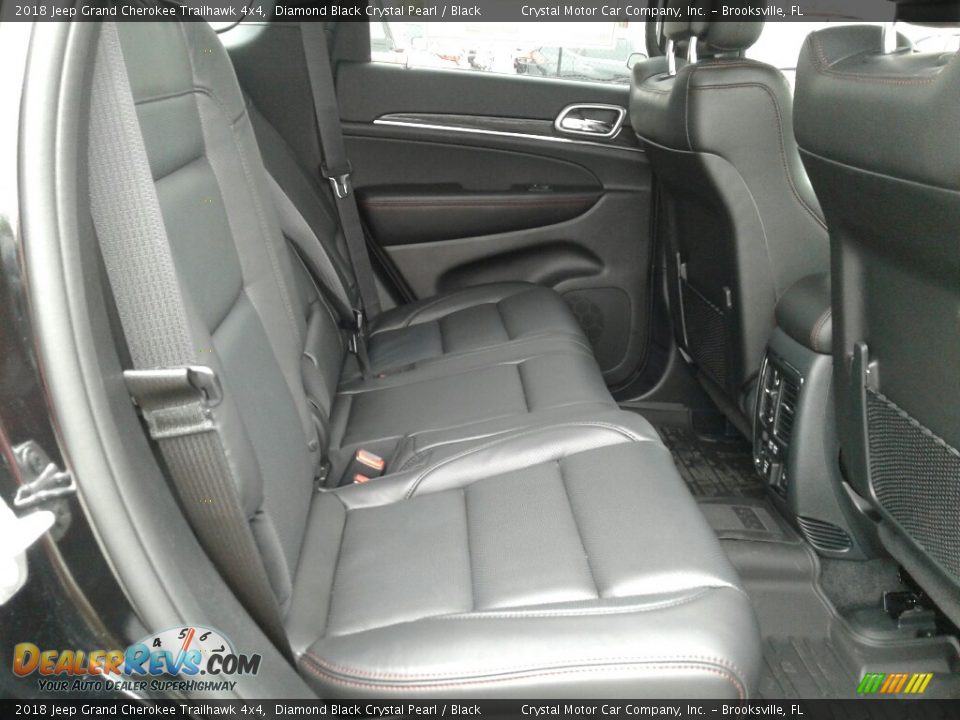 2018 Jeep Grand Cherokee Trailhawk 4x4 Diamond Black Crystal Pearl / Black Photo #13