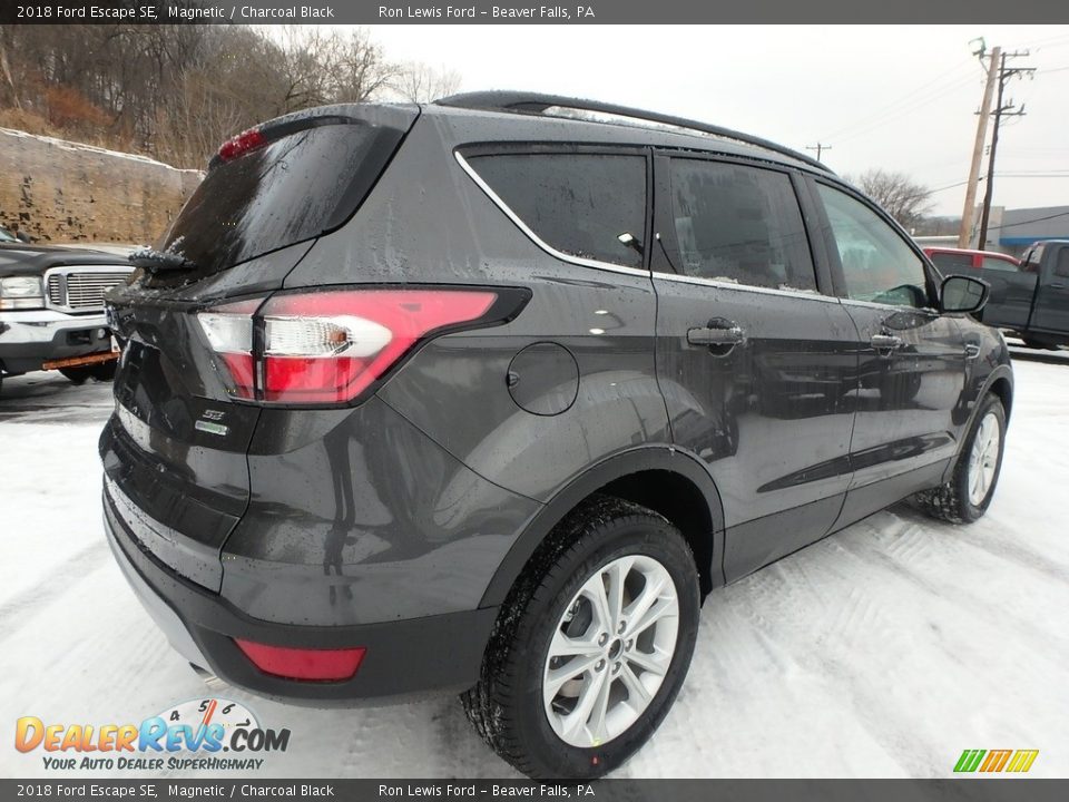 2018 Ford Escape SE Magnetic / Charcoal Black Photo #3