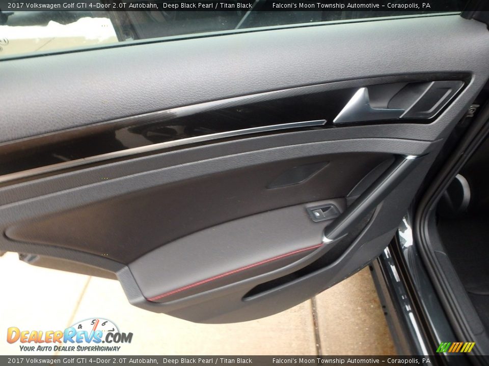 Door Panel of 2017 Volkswagen Golf GTI 4-Door 2.0T Autobahn Photo #17