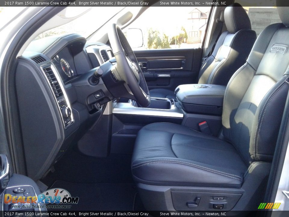 2017 Ram 1500 Laramie Crew Cab 4x4 Bright Silver Metallic / Black/Diesel Gray Photo #10
