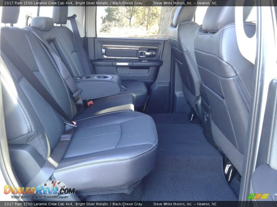 2017 Ram 1500 Laramie Crew Cab 4x4 Bright Silver Metallic / Black/Diesel Gray Photo #13