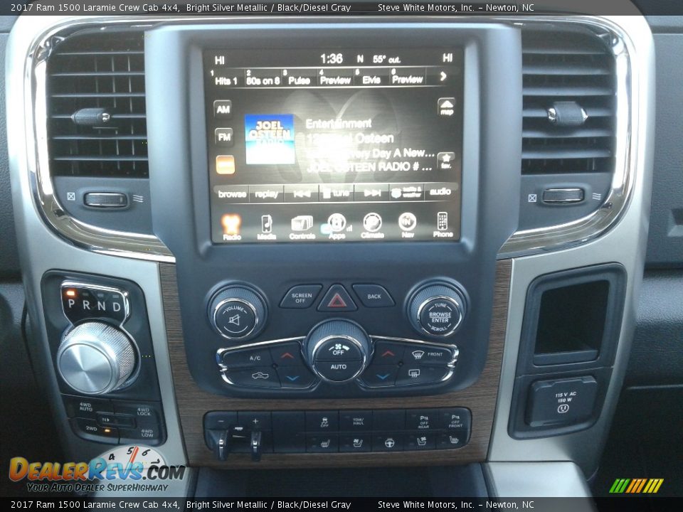 2017 Ram 1500 Laramie Crew Cab 4x4 Bright Silver Metallic / Black/Diesel Gray Photo #19
