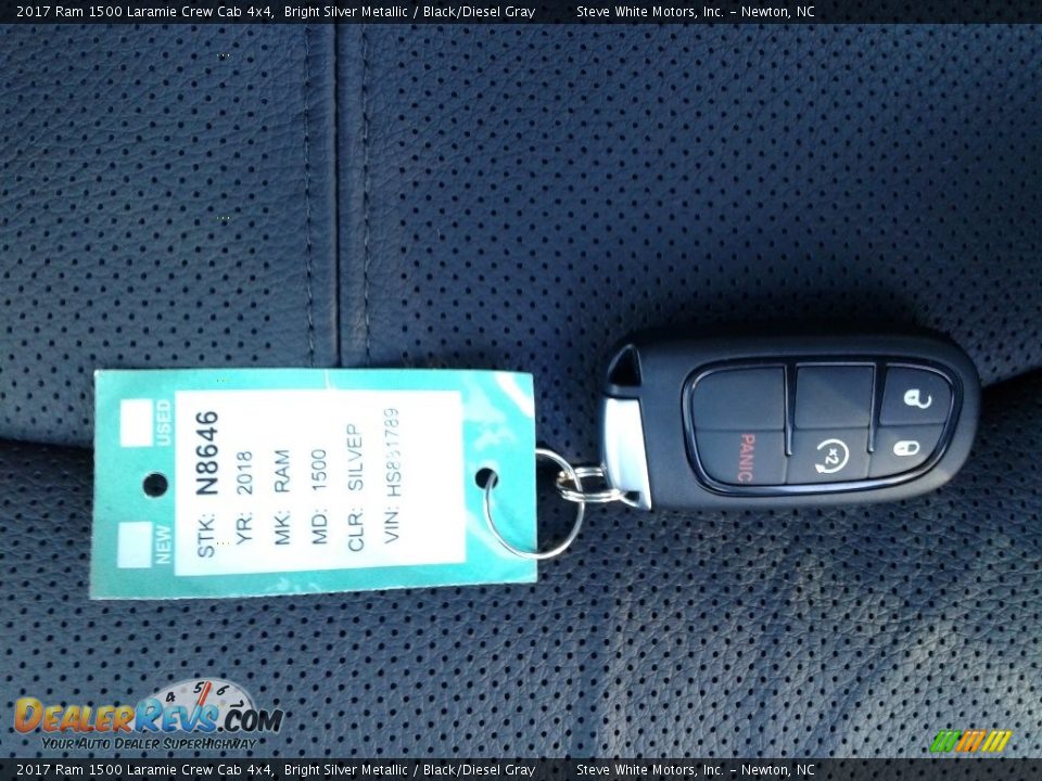 2017 Ram 1500 Laramie Crew Cab 4x4 Bright Silver Metallic / Black/Diesel Gray Photo #32