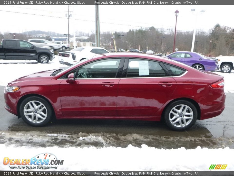 2015 Ford Fusion SE Ruby Red Metallic / Charcoal Black Photo #6